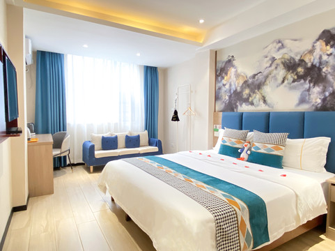 致馨栀子花开酒店(北湖路万达店)