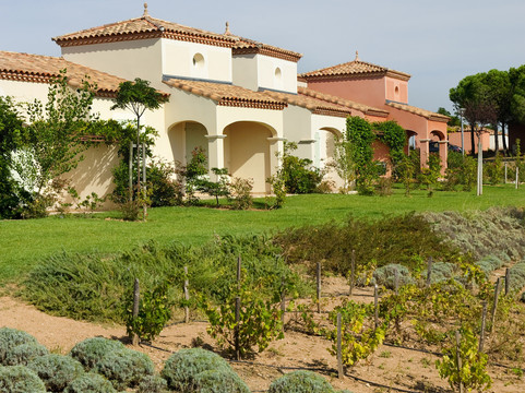 Homps酒店住宿-Résidences Port Minervois / Les Hauts du Lac