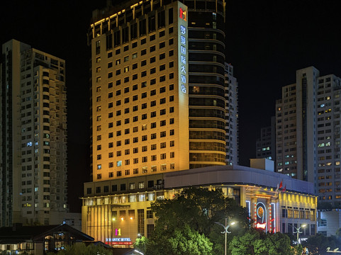 台州市酒店住宿-罗曼国际大酒店