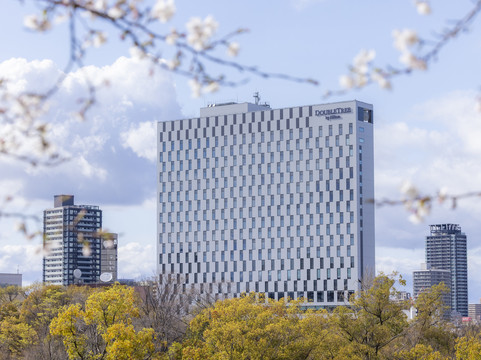 大阪城希尔顿逸林酒店