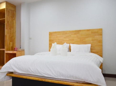 C9 Hotel - orngaermchiiainn