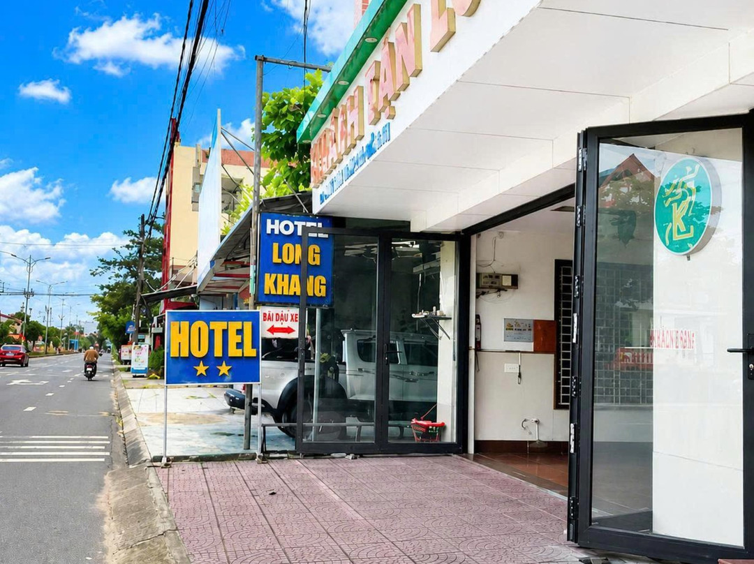 Long Khang Hotel Quang Tri