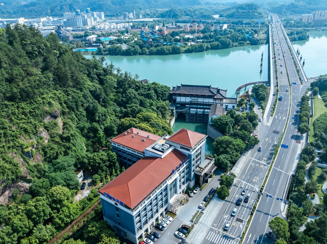 曼卡兰酒店（丽水市中心医院印象西城七子楼店）