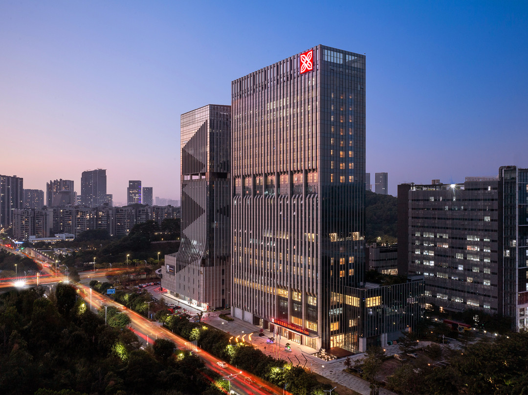 深圳光明虹桥公园希尔顿花园酒店主图