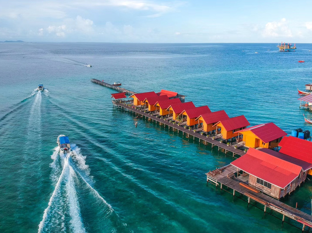 仙本那张叔叔马步岛度假村主图