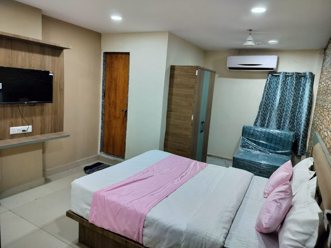 hotel nr nayan residency