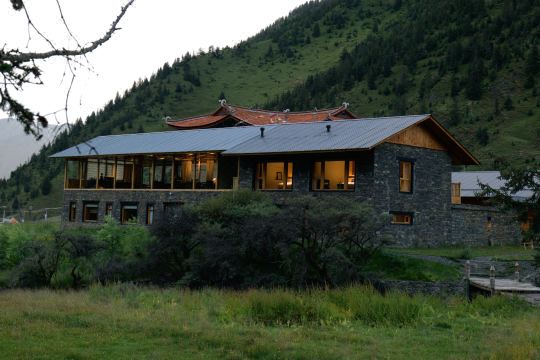 Mu Lang 1993 Hidden World Hotel