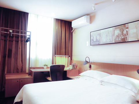 长治锦江之星品尚英雄中路酒店