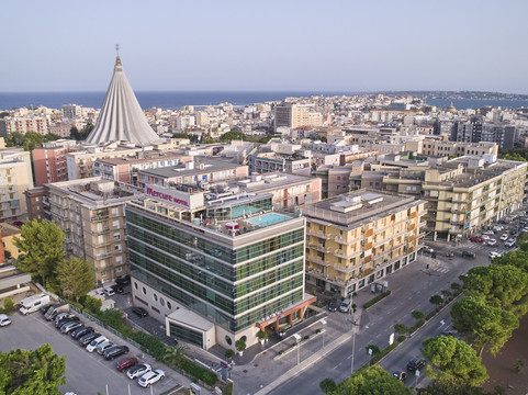 锡拉库扎普罗米修斯美居酒店