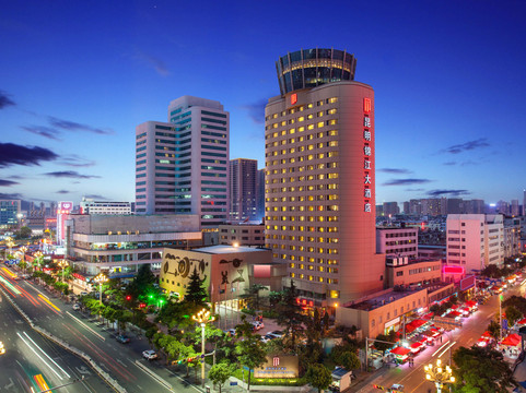 昆明锦江大酒店主图