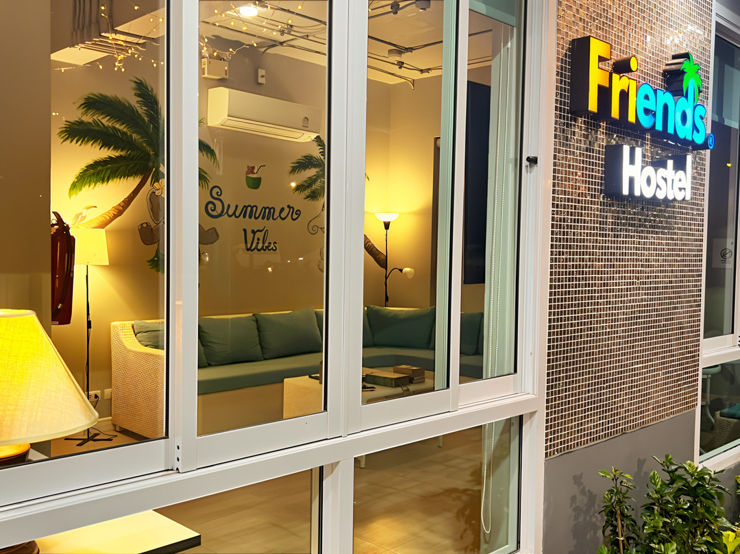 Friends Hostel - Phuket Airport