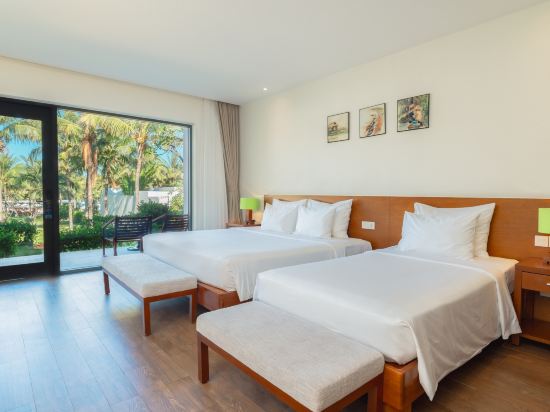 Riviera Beach Resort & Spa Room Type - Senior Deluxe Triple Room