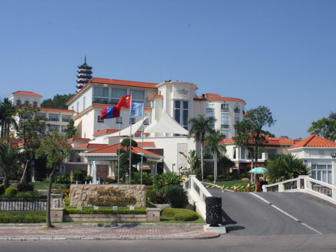 桥头三正半山酒店主图