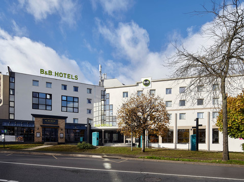 巴黎罗尼苏布瓦B&B住宿加早餐酒店