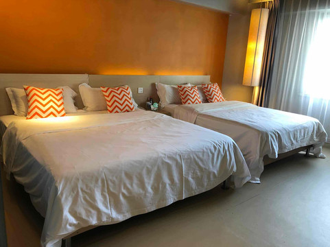 满洲里市酒店住宿-家易时尚酒店