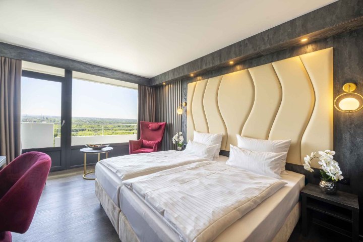 盖尔森基兴广场酒店-官方