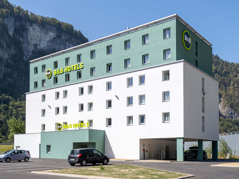 Araches-la-Frasse酒店住宿-B&B HOTEL Cluses Sud