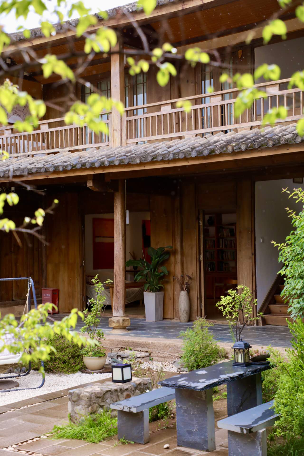 大理沙溪古镇方合庭院-官方