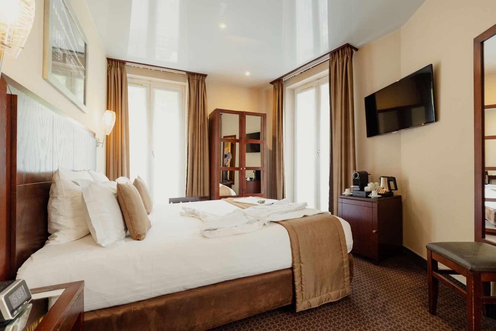 巴黎11区法兰西人大酒店-官方