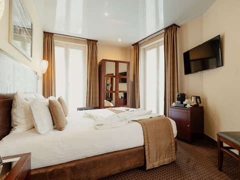 巴黎11区法兰西人大酒店主图