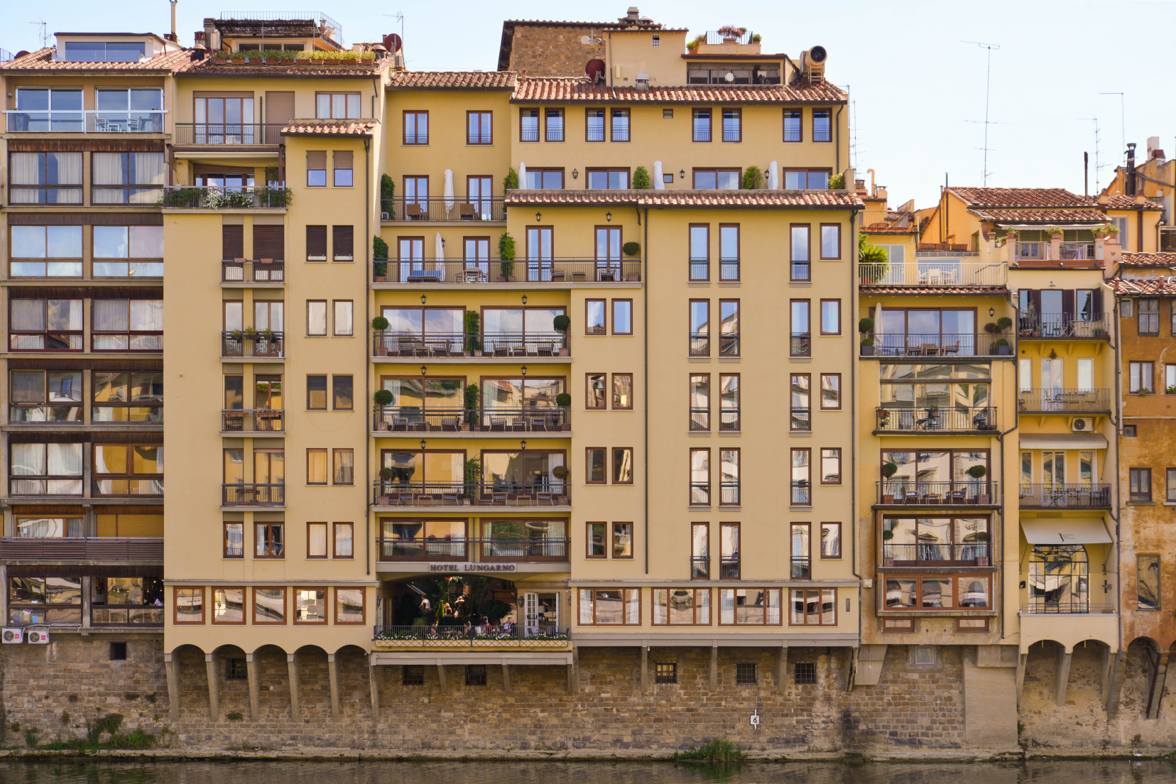 朗伽诺酒店-官方