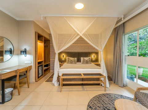 Cresta Sprayview Hotel