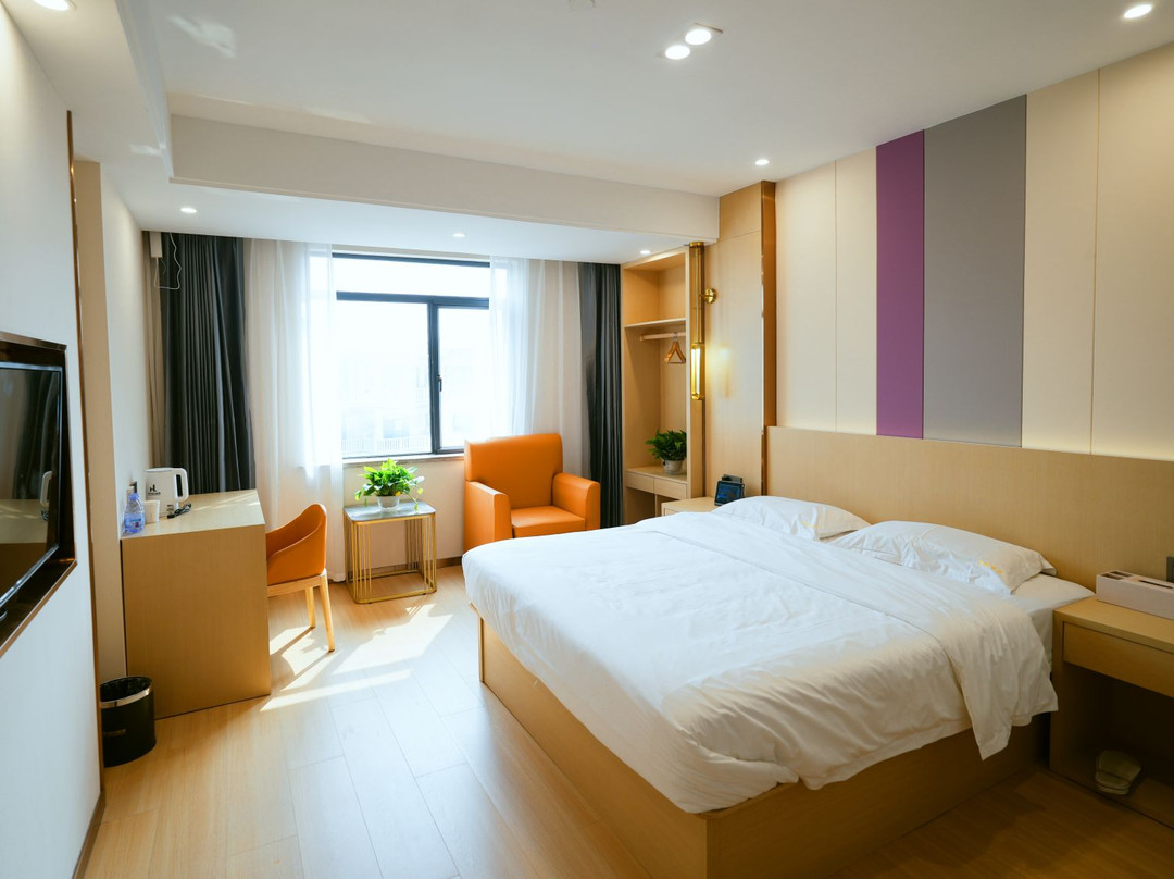 华莱酒店（鄱阳行政中心店）