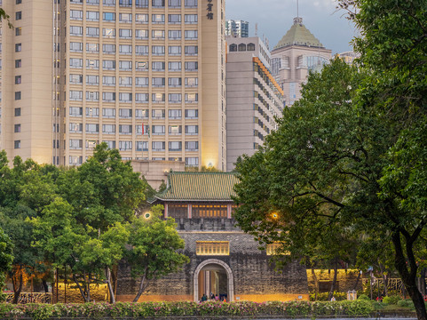 广州越秀宾馆希尔顿格芮精选酒店主图