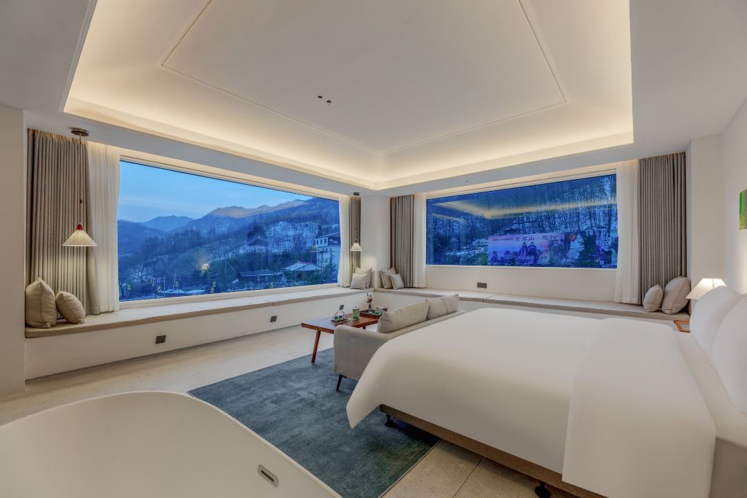 Free time·Multiple 360° White Impression Designer·Light Luxury