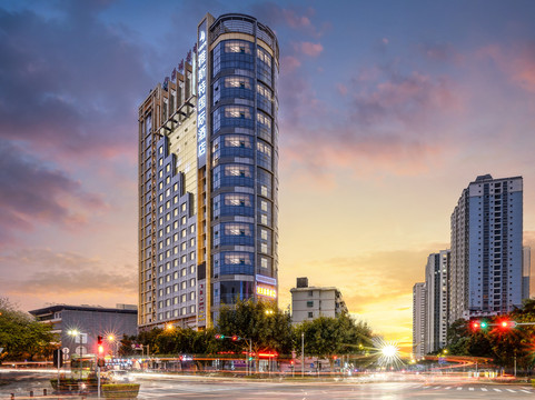 雅斯特国际酒店•YESTE INT'L Hotel（南宁朝阳广场区政府店）主图