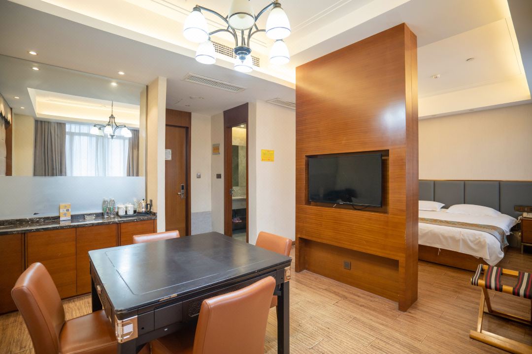 Wenzhou every day grow up hotel
