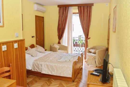 玛里加酒店-官方