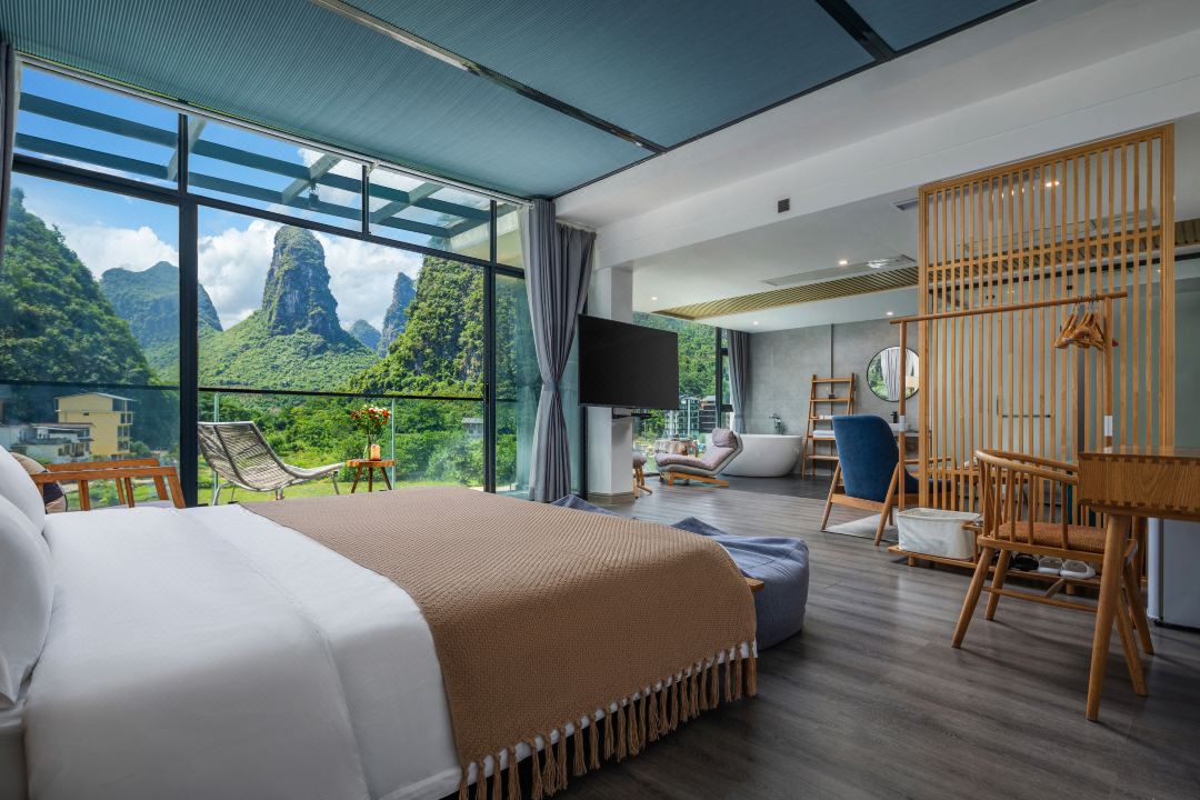 1Q84 Tree HostelYangshuo 1Q84 Yijia Homestay (Songcheng Qiangu Scenery District Branch)