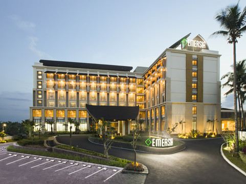 Sarilamak酒店住宿-Emersia Hotel & Resort