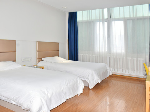 平度虹喆酒店(平度天津路店)