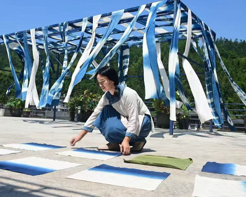 井上见｜大利侗寨稻田民宿