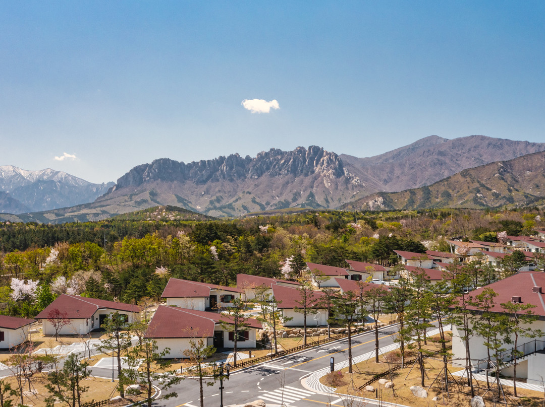 雪岳山谷肯辛顿度假村