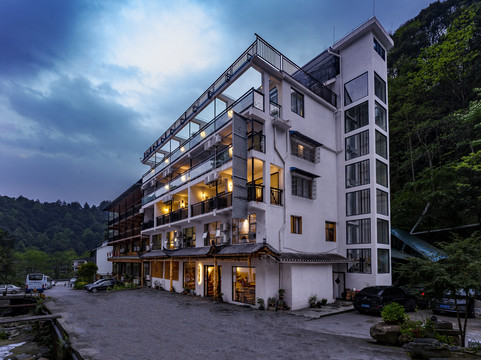 昕缘居民宿（梵净山景区东门店）