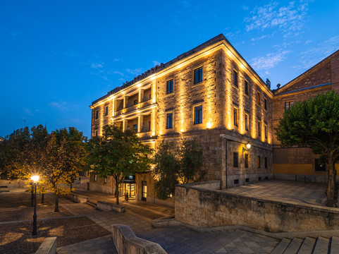 阿巴丰塞卡酒店