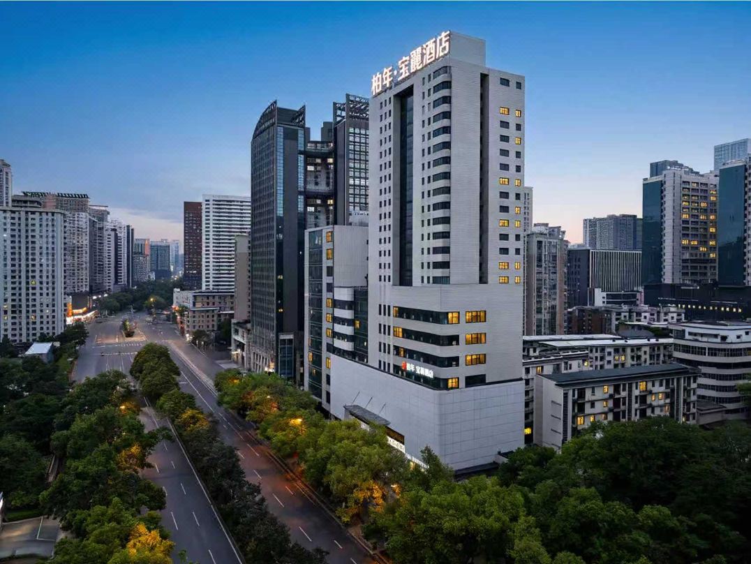 Bainian Polaroid Hotel (Changsha Wuyi Square Xiangya Second Hospital East 1 Branch)