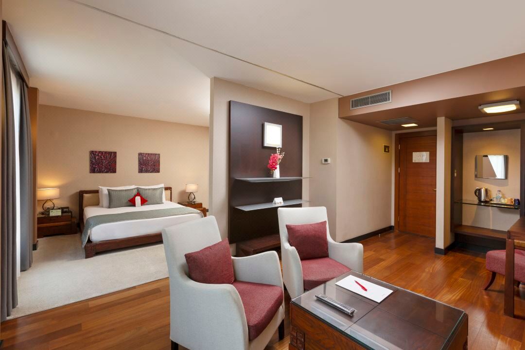 Nippon Hotel