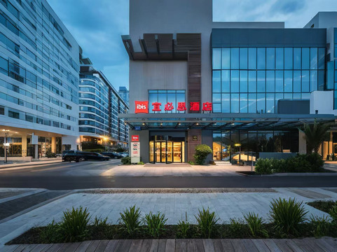 宜必思酒店(成都火车南站桐梓林地铁站店)主图