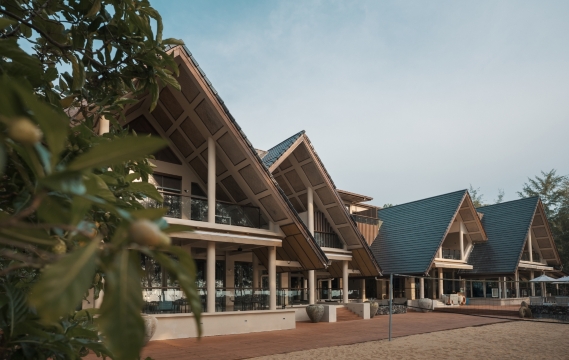 卡斯图里酒店-官方