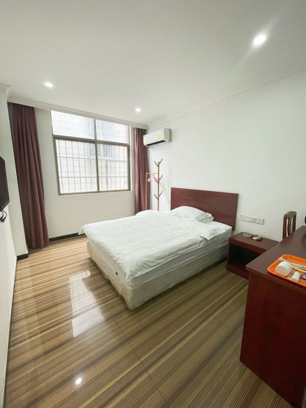 Hexing Hotel