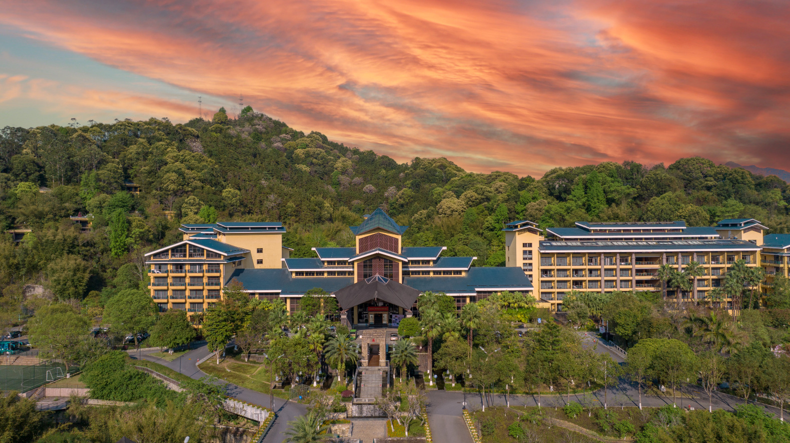 龙门地派温泉度假村-官方