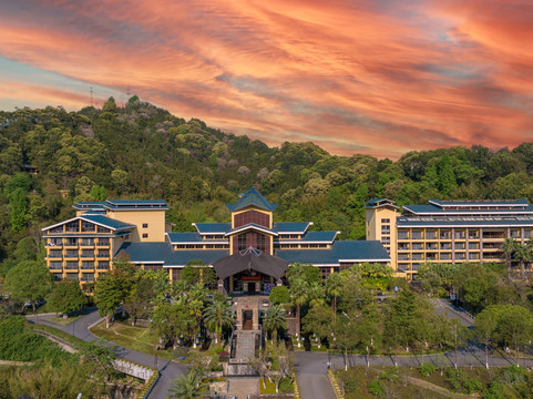 龙门县酒店住宿-地派温泉度假酒店