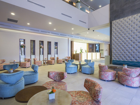 丹吉尔市中心希尔顿花园酒店