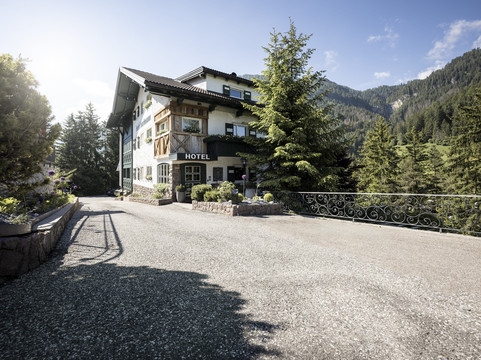 哈特曼木屋酒店 - 限成人