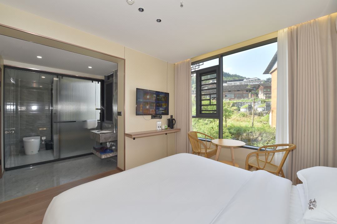 Yunye Shanju Dieying Homestay (Xijiang Qianhu Miao Village West Gate)