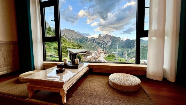 Xiangyunduan Alaya Boutique Stay (Zagana Scenic Area)